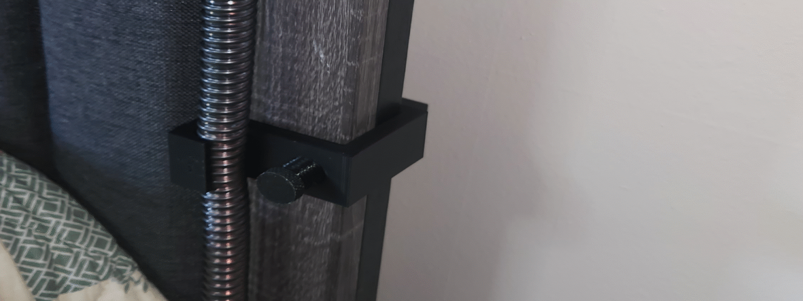Premium Bedside Holders for CPAP Tubing | Snooze Snugs